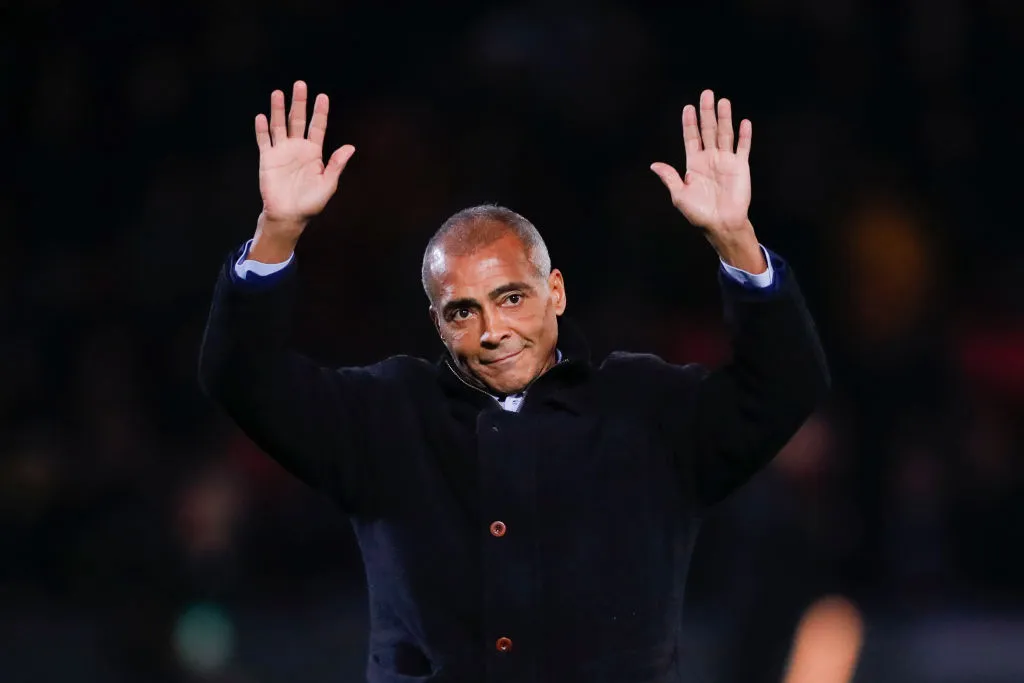 Romario integet Eindhovenben