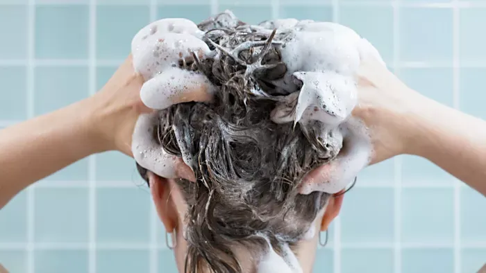 Komoly problémát okozhat a samponokban található összetevő