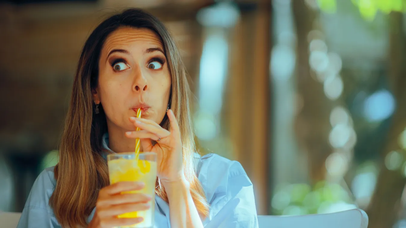 Ráncok kialakulása szívószál használat miatt