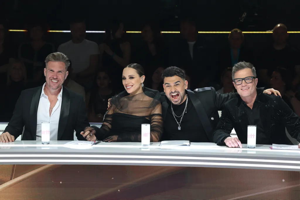 2026.04.11
Nagy Duett / Döntő
Kasza Tibor, Lékai -Kiss Ramóna, Horvath Tamás, Stohl András