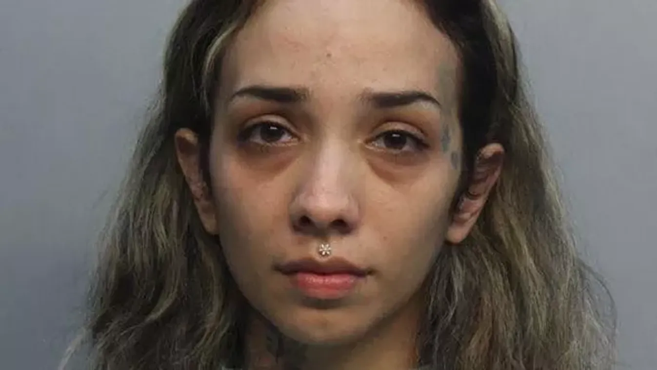 „Anya letett és itt hagyott” – kitette az utcára a kisfiát egy nő, döbbenetes, mivel védekezett a rendőrök előtt