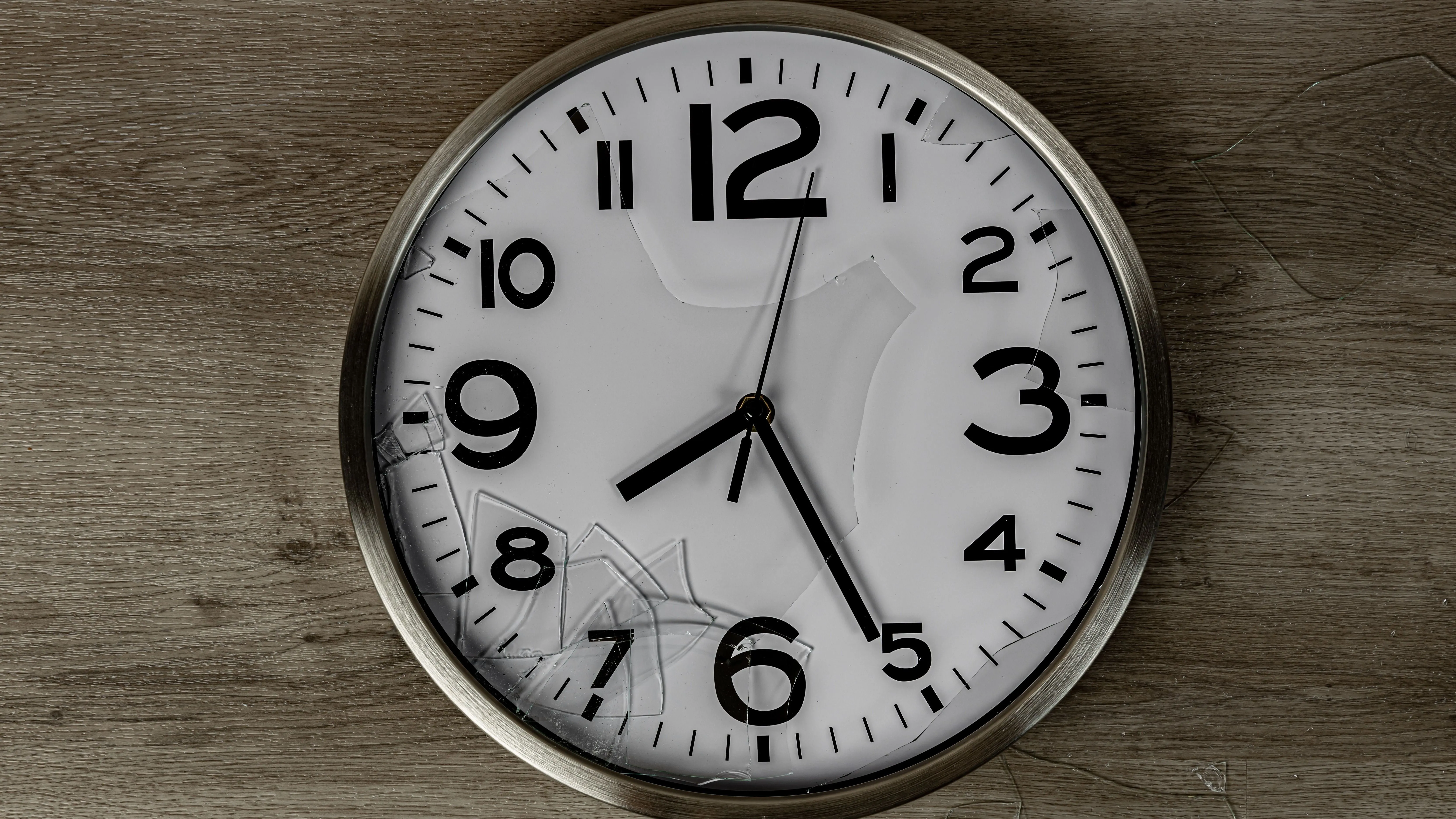 A babona szerint szerencsétlenséget hozó megállt óra