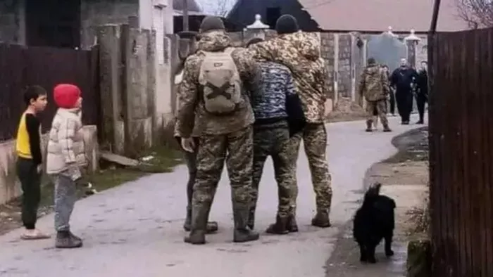 Újabb csapás érte a kényszersorozott magyar apát a fronton