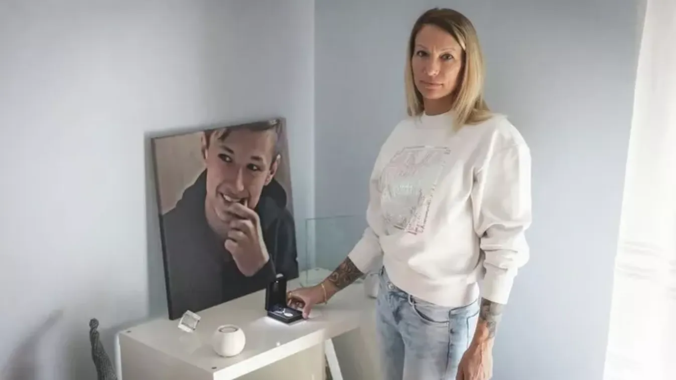 „Ez nem csupán emlékezés, hanem egy mély, belső találkozás” – húsvéti dekorációt kapott a 15 évesen elhunyt Dominik sírja