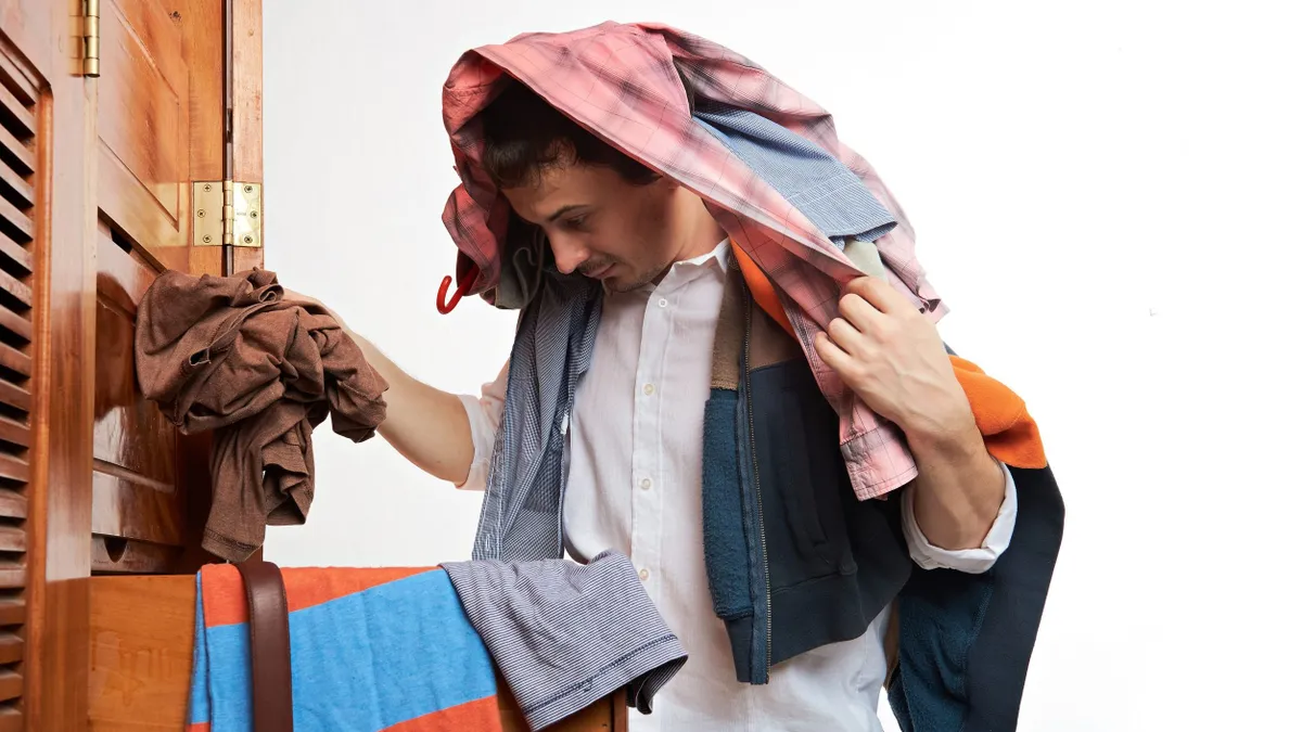 Ömlik a ruha a szekrényedből? Csak erre a 10 darabra van szükséged a jó stílushoz