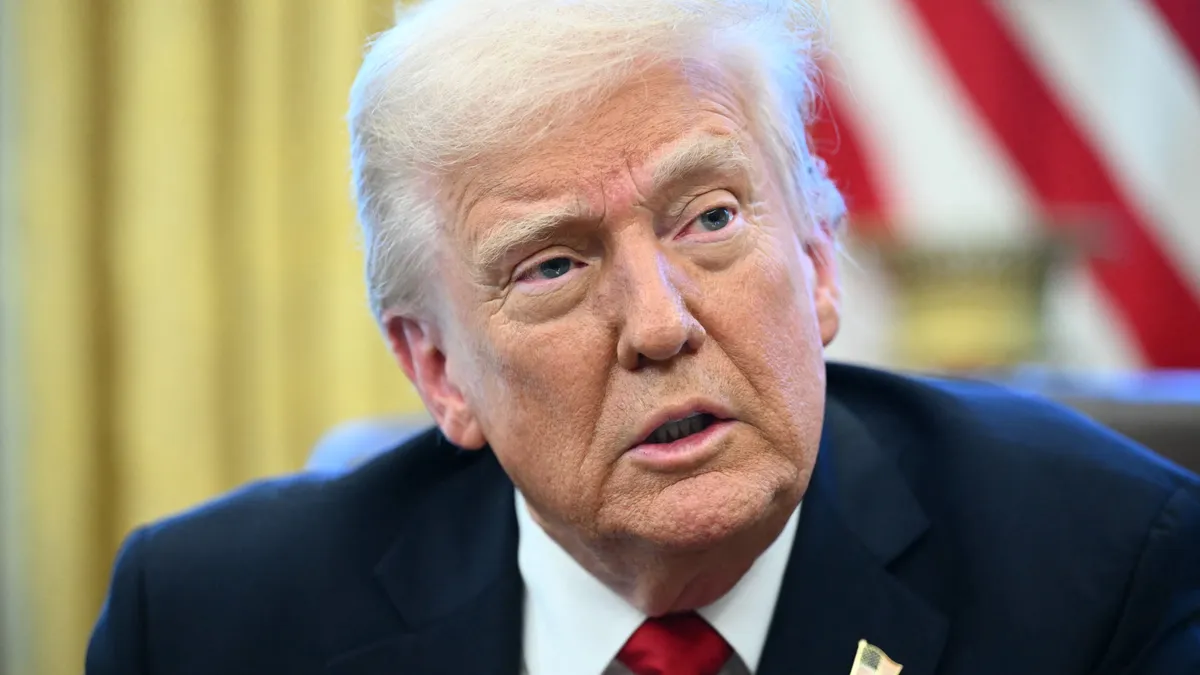 Donald Trump UFO dokumentumokat hoz nyilvánosságra