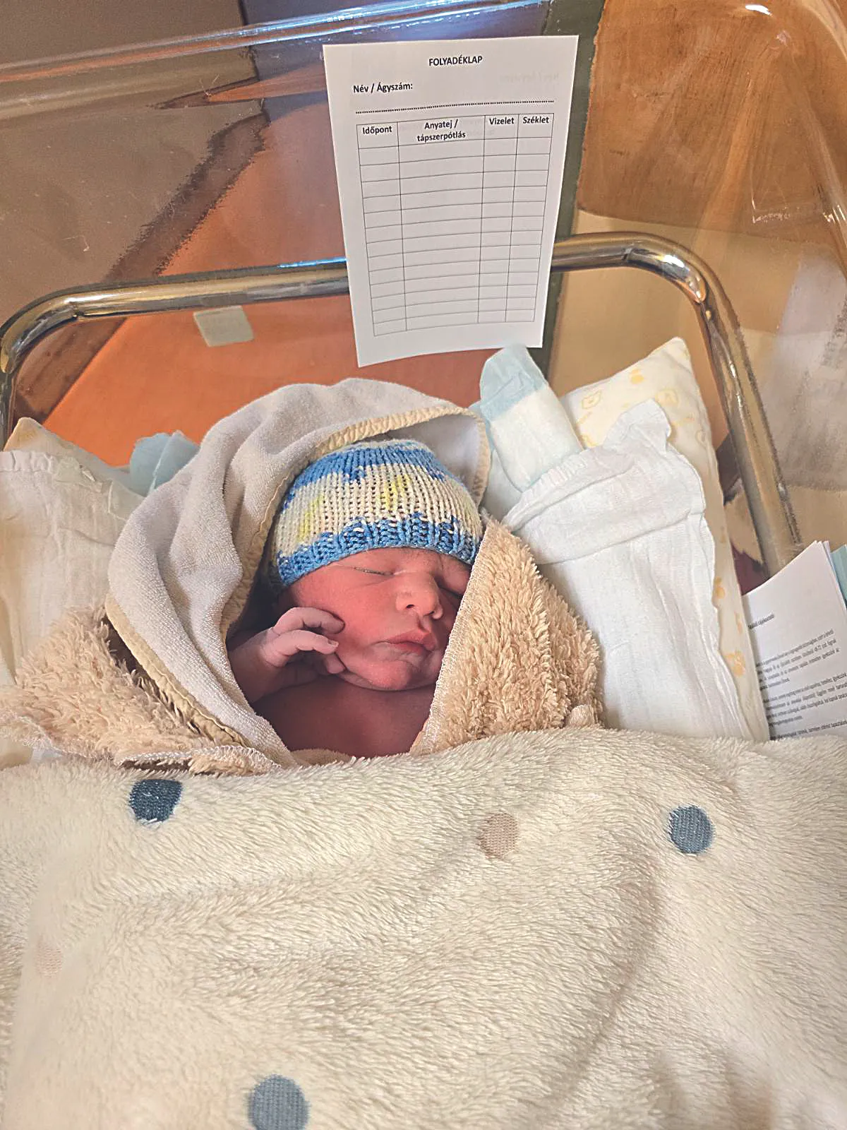 Emilio unokája, Norbi múlt héten született meg.