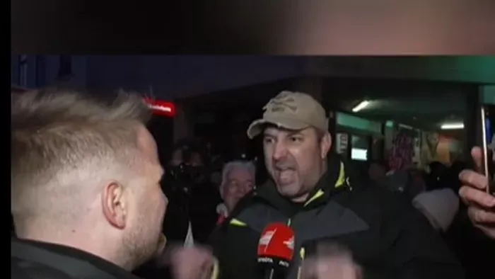 "Haljon meg a Fidesz, dögöljön meg!" - eltorzult fejjel őrjöngenek a tiszások