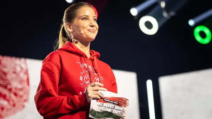 „Nyerni fogunk” – kisfiával közösen szavazott Szabó Zsófi