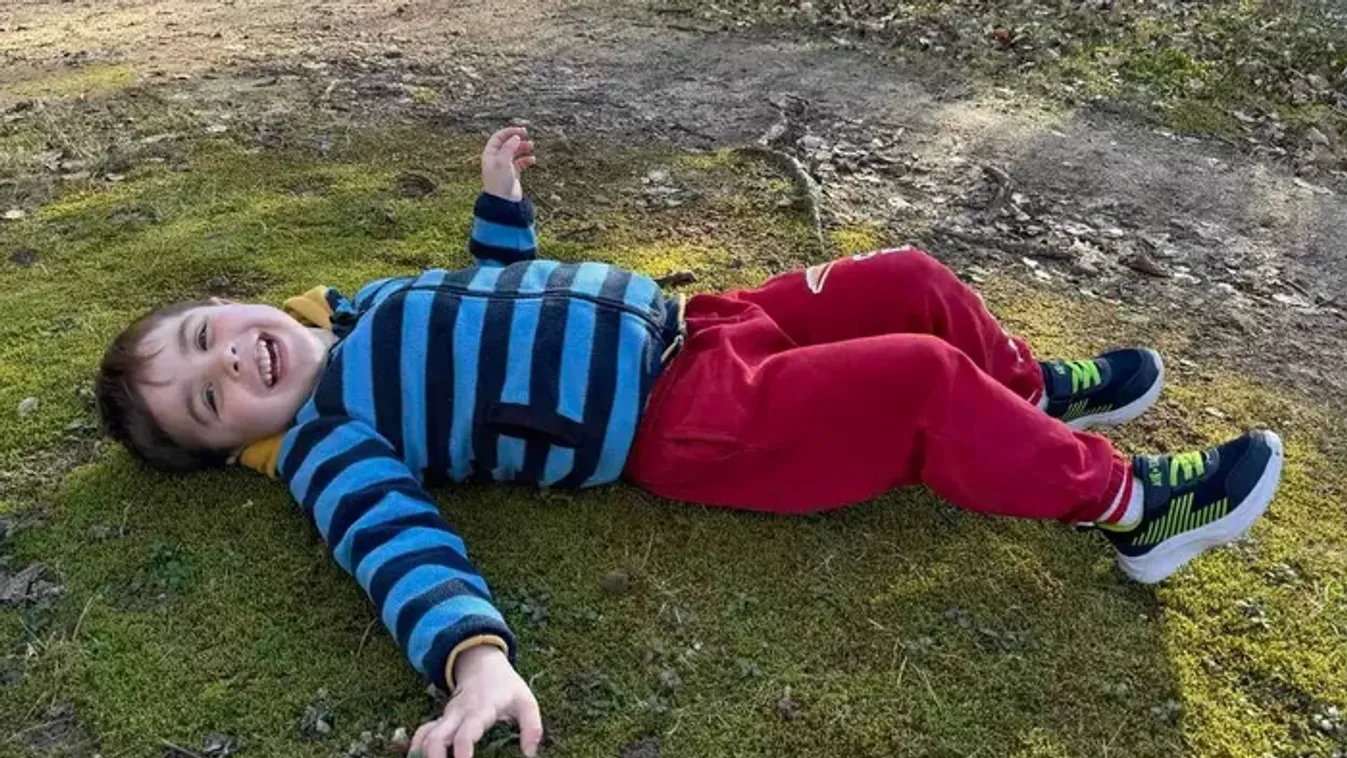 Összefogott Fonyód, hogy esélyt kapjon a súlyos betegséggel küzdő, ötéves Marci