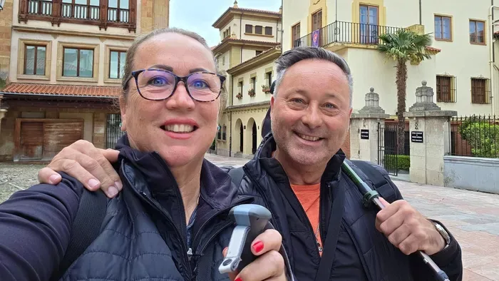 Netes csalók miatt került bajba Sihell Ferry