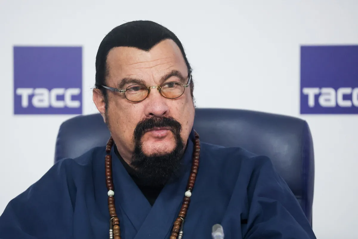 Filmes kvíz kérdéssorral köszöntjük Steven Seagalt a születésnapján. 