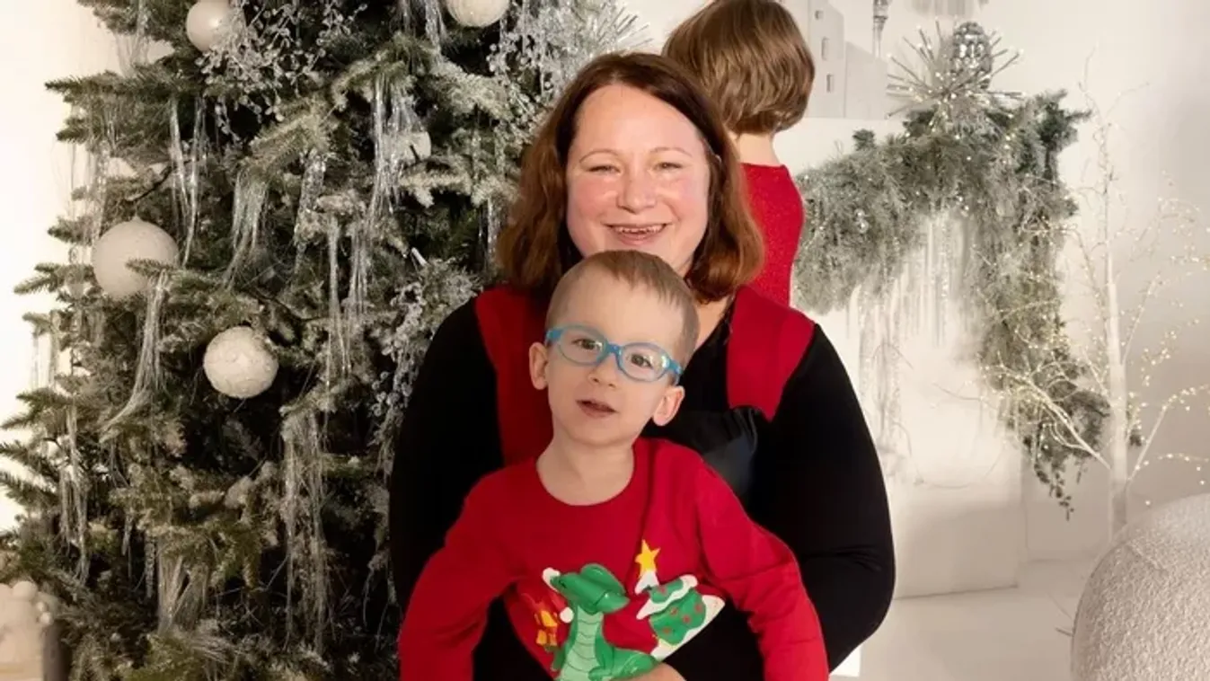 Új reményt adhat a különleges terápia: ismét gyűjtés indul Tamás fejlesztésére