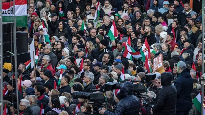 Orbán Viktor: Szentesen is sokan voltunk, fel, győzelemre!