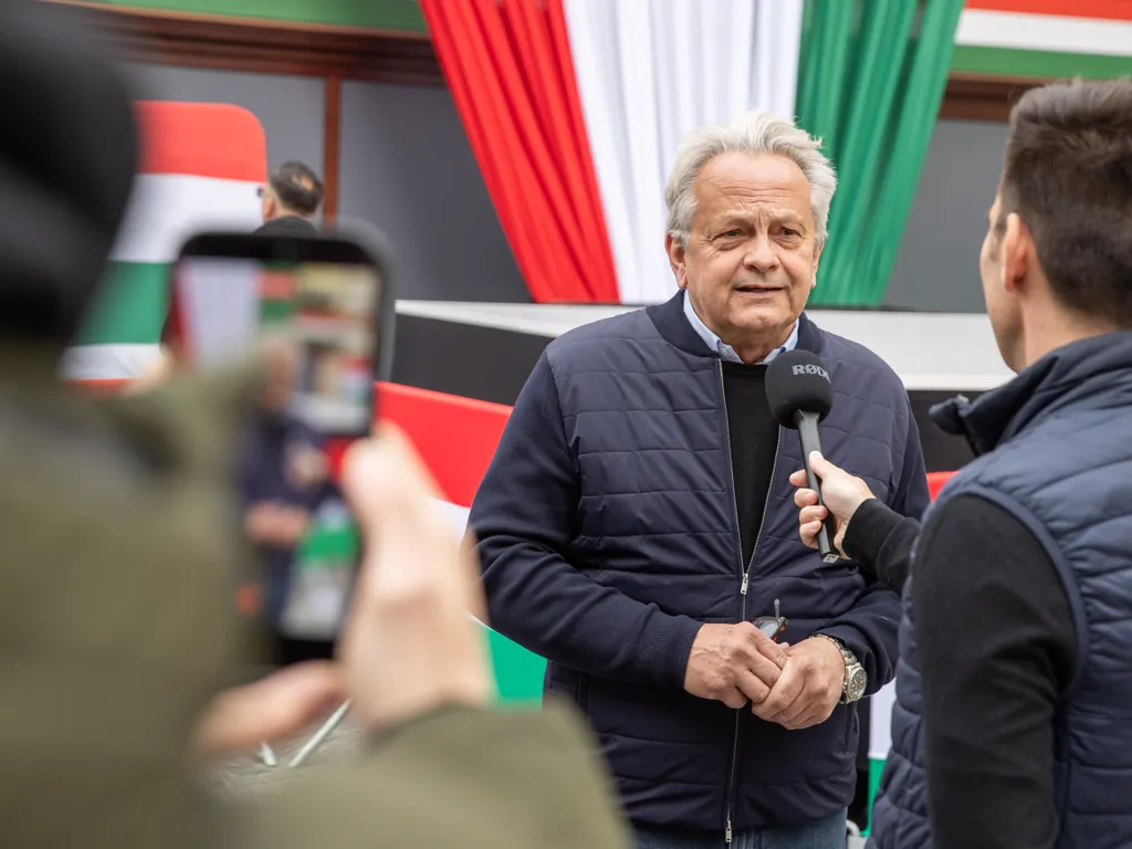 Orbán Viktor Országjárás Székesfehérvár 2026.04.10.
Vargha Tamás