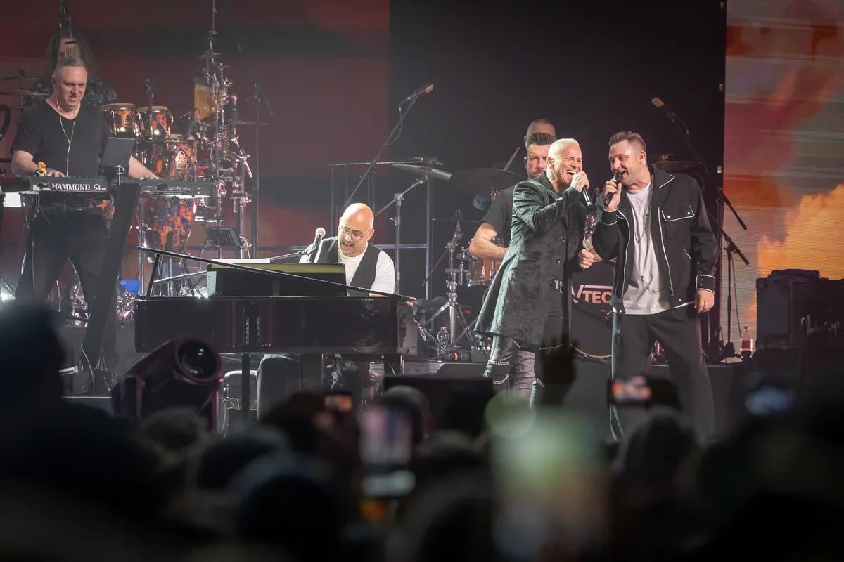 V-Tech Nagykoncert 2026.04.04.
MVM Dome
Dobrády Ákos, Lányi Lala, Kecskés Tibor (Kefir)