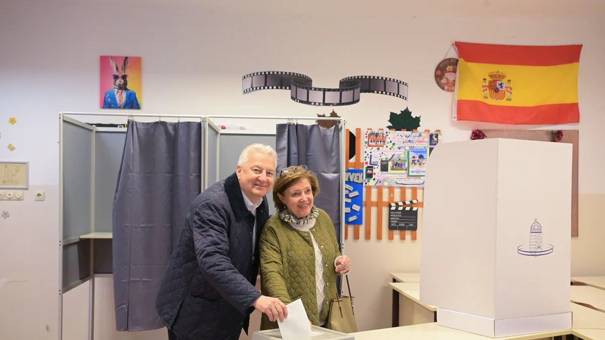 Fel, győzelemre! - így adta le a szavazatát Semjén Zsolt