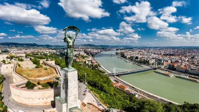 Ez vár rád a Gellért-hegy megújult csúcsán, a Citadellán