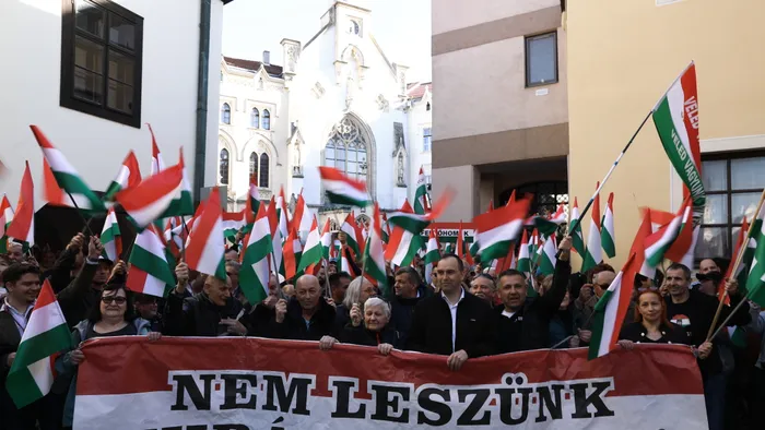 Felbolydult Sopron: mindenki látni akarja Orbán Viktort