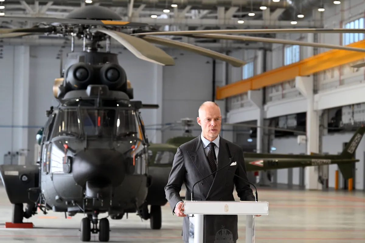 SZALAY-BOBROVNICZKY Kristóf