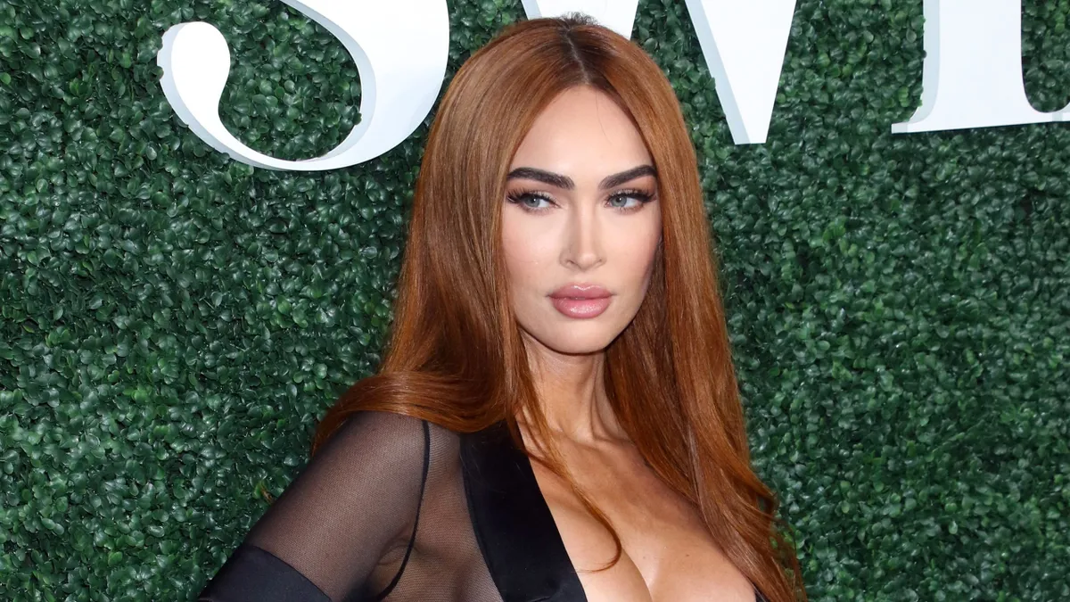 Megan Fox szexi Instagram fotói miatt milliókat veszített