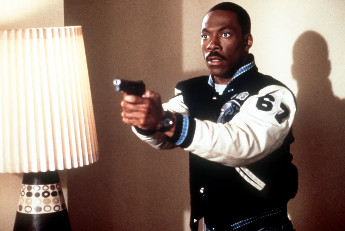 Kvízben szereplő kép Eddie Murphy-ről játék közben zsaruként