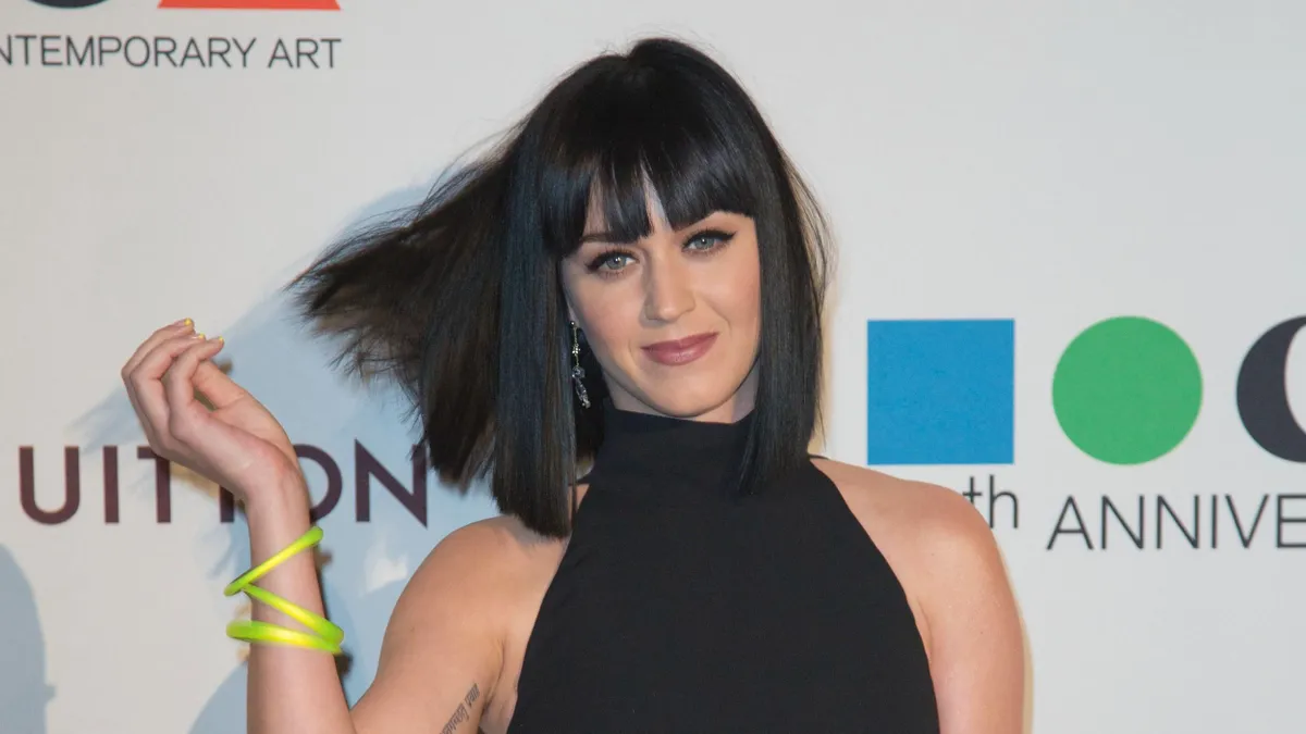 Katy Perry nem bírta tovább a nyomást, súlyos gyerekkori traumák kényszerítették névváltoztatásra