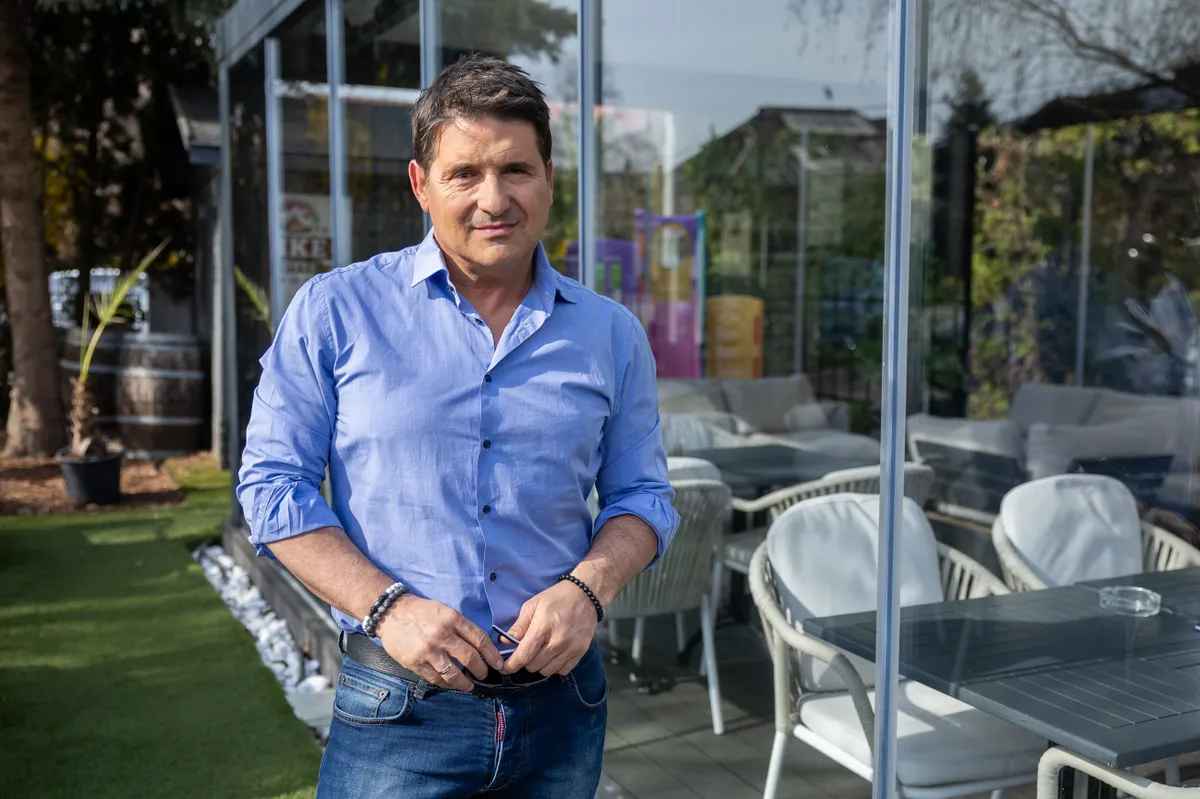 Hajdú Péter már döntött. Ő a FIDESZ-re szavaz április 12-én