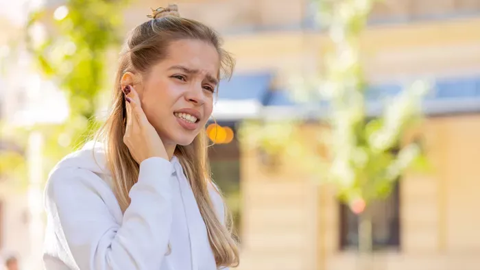 Fülbemászó a fülben? Ez a legjobb, amit tehetsz ellene