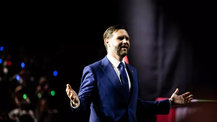 Váratlan fordulat: marad J. D. Vance Budapesten