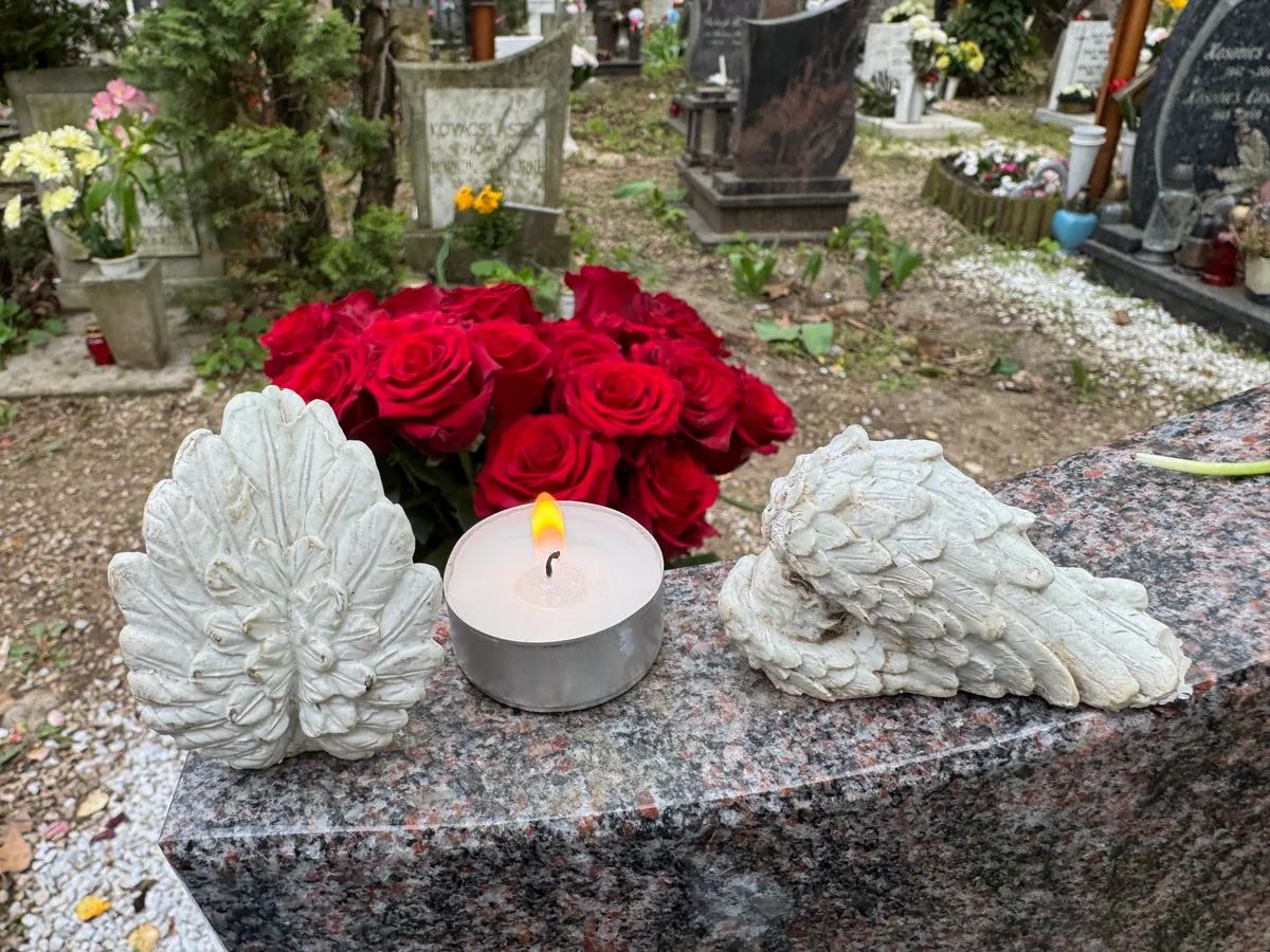 2026.04.14.Dudás Miki sírja