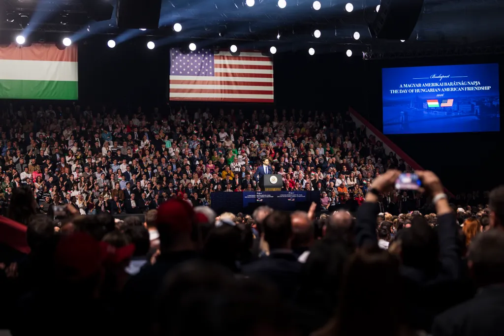 A Magyar-Amerikai barátság napja 2026.04.07.
J. D. Vance