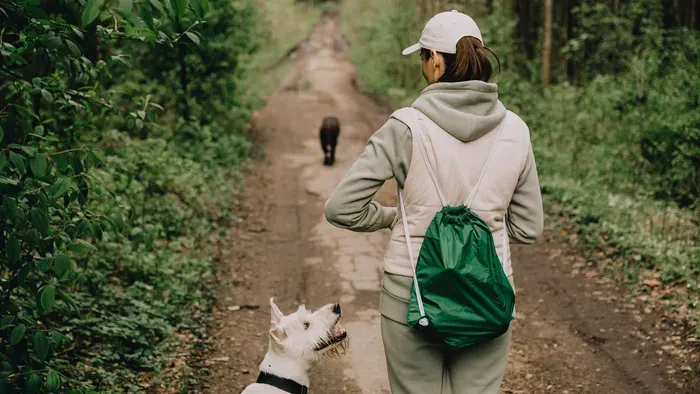 Kutyájával együtt győzte le a daganatot egy nő
