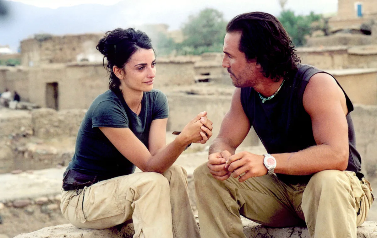 Penélope Cruz és Matthew McConaughey a Szahara című filmben.