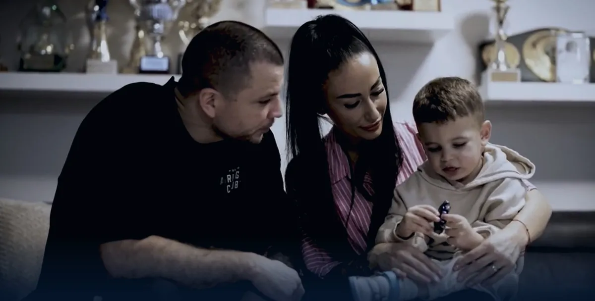 Bacskai Balázs családját, azaz párját és kisfiát hagyta otthon a verseny miatt.