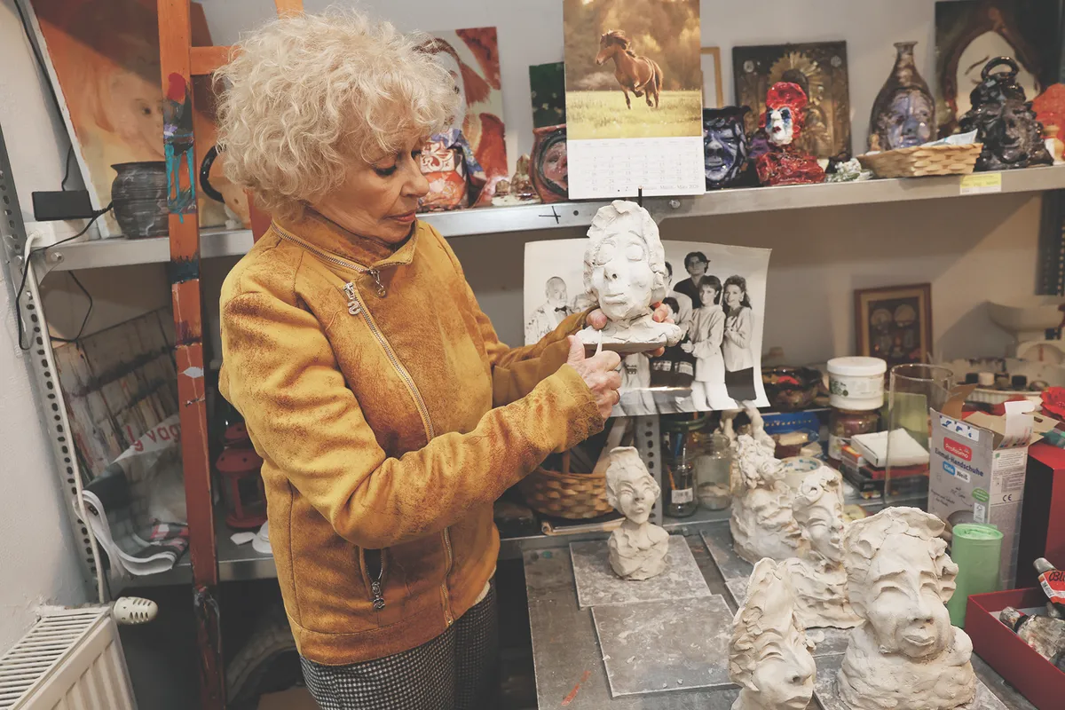 Esztergályos Cecília kerámiái