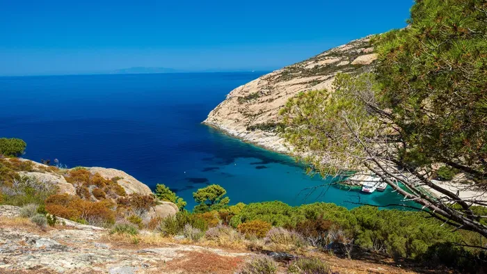 A titkos sziget, amely csak a szerencséseknek fedi fel magát