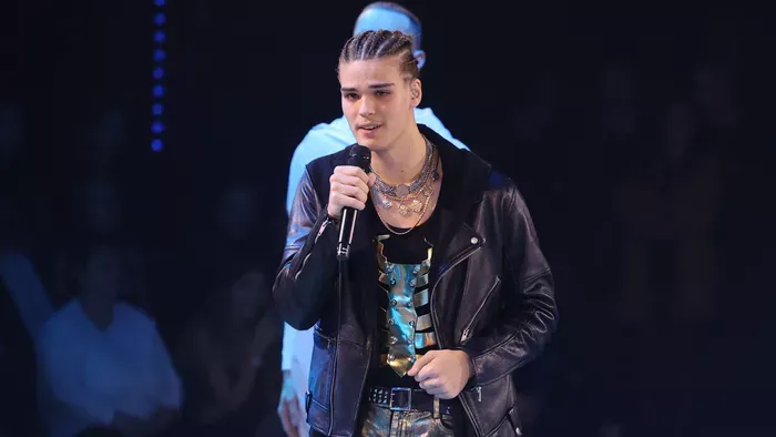 A Megasztár szívtipróját üldözik a lányok: napokig zaklatják