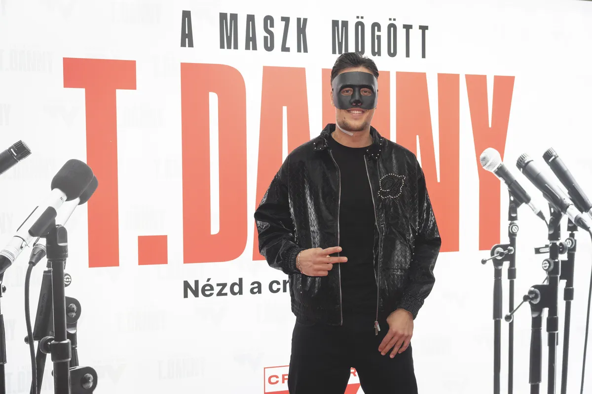 t danny-03-MEDIAWORKS