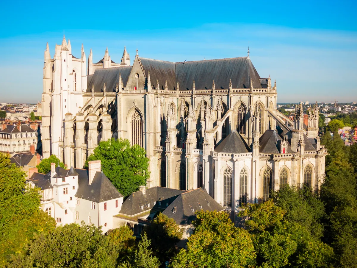 A Nantes-i székesegyház a magasból fotózva.