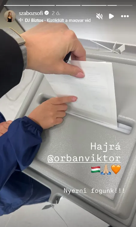 Szabó Zsófi fiával szavazott 