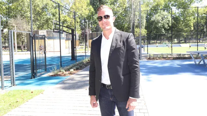 Dombi Rudolf: Egyedül Orbán Viktorra számíthat Magyarország