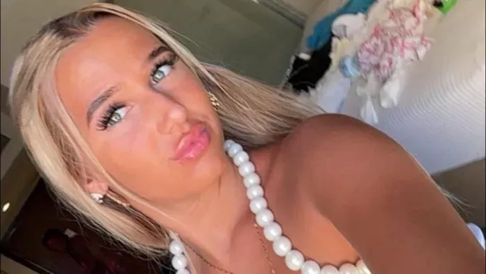 Halálra késelték, majd az utcán hagyták a tinédzsert