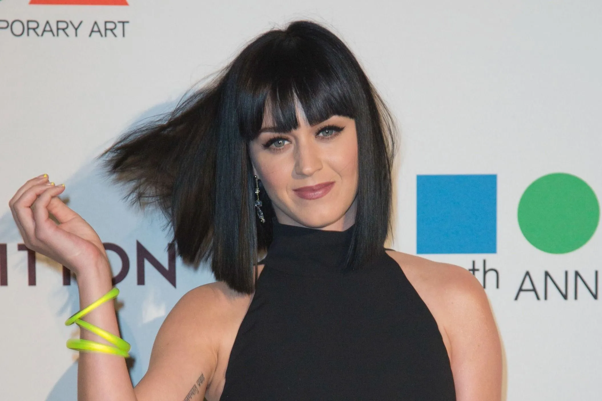 Katy Perry a tinédzser Justin Bieber fenekét is letapizta