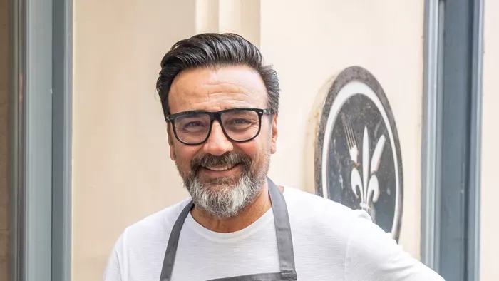 Gianni elárulta: Ezért kapott műanyag szülinapi tortát!