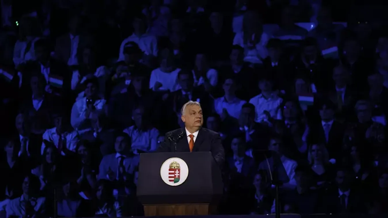 Orbán Viktor: mi kitartunk a védett üzemanyagárak mellett