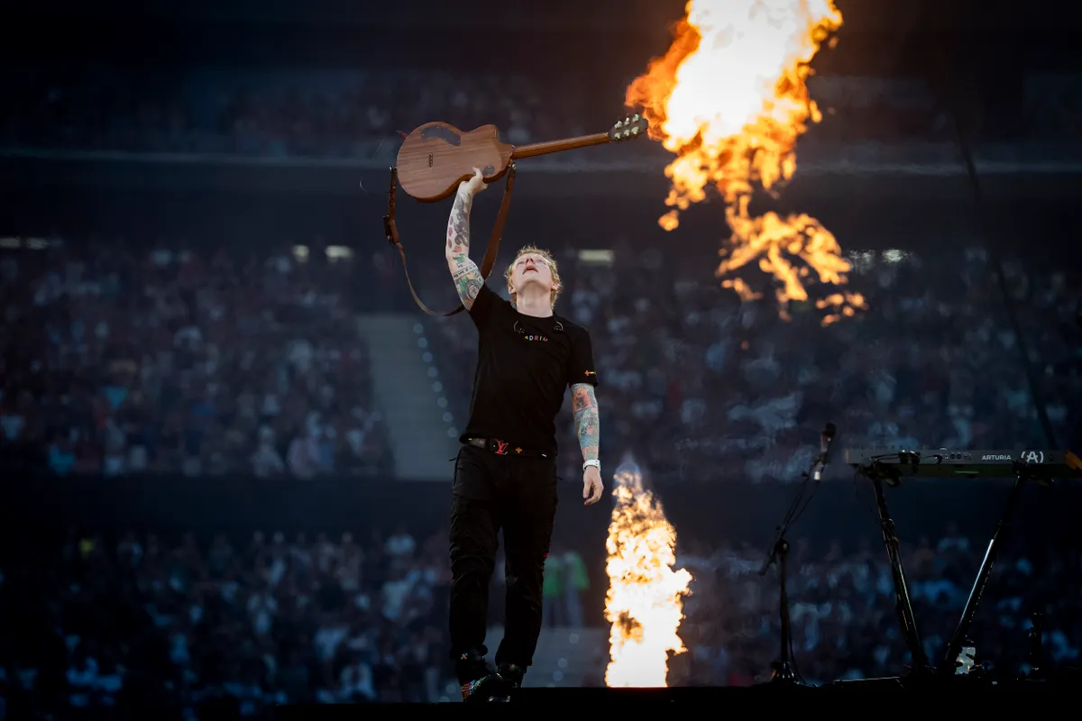 Ed Sheeran Divide turnéja minden idők legtöbb bevételt és nézettséget hozó turnéja lett