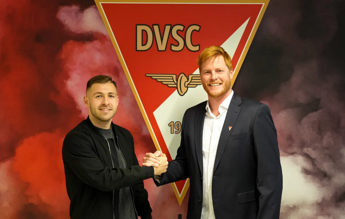 Bárány Donát (balra) a Loki sportigazgatójával, Bogdán Ádámmal