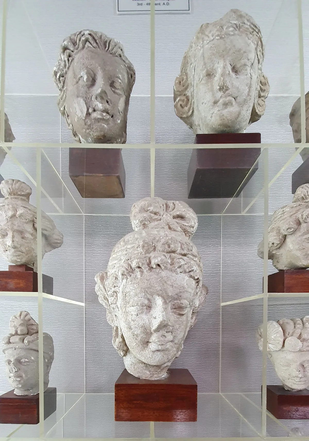 Hellenisztikus stílusú portrék, amelyek máig Nagy Sándor keleti hadjáratának emlékét őrzik.