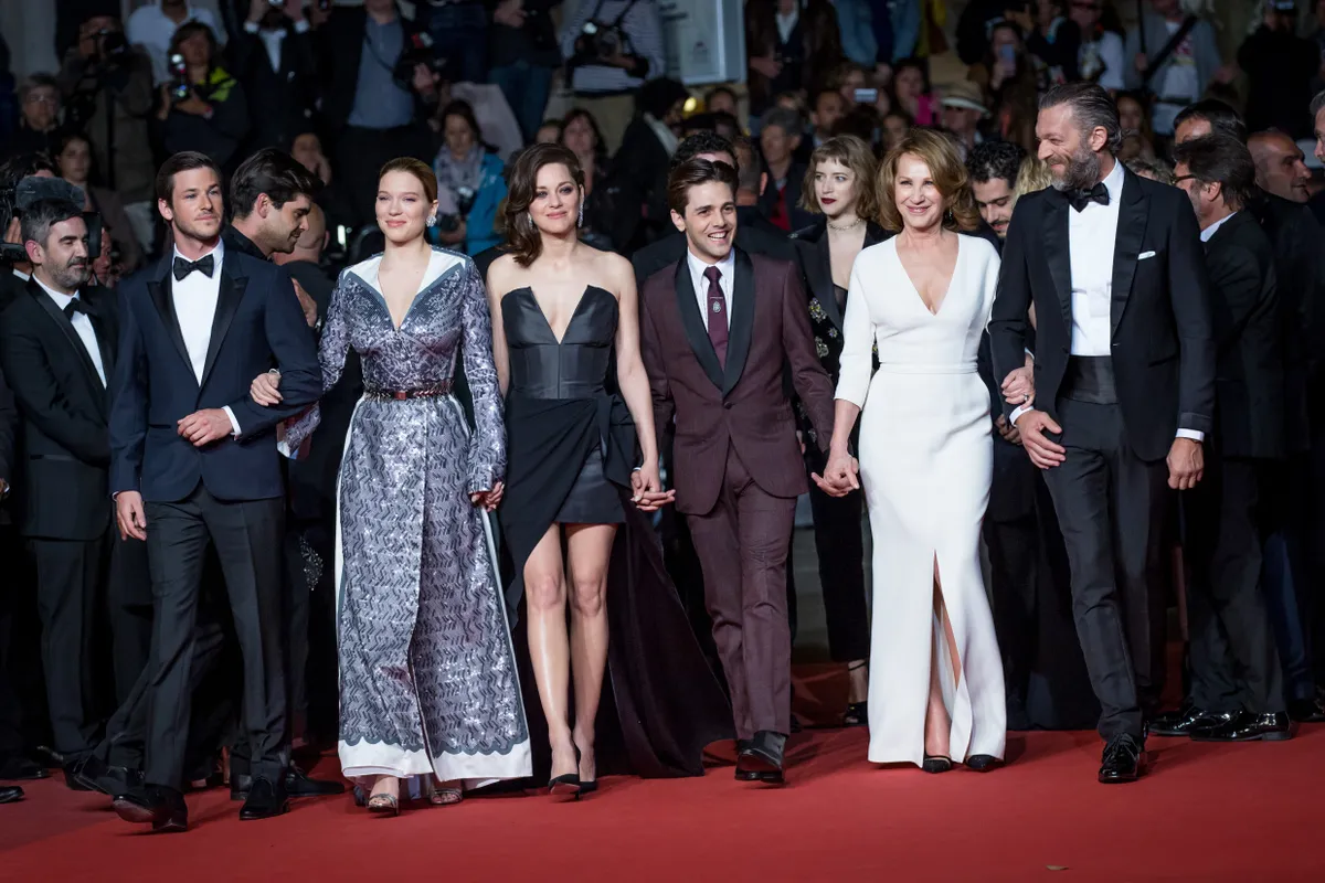 Montée des marches du film "Juste la fin du monde" lors du 69ème Festival International du Film de Cannes